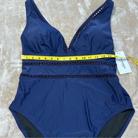 Swimsuits for All Women's Plus Size Lattice Plunge One Piece Swimsuit Size 18 - Picture 9 of 10